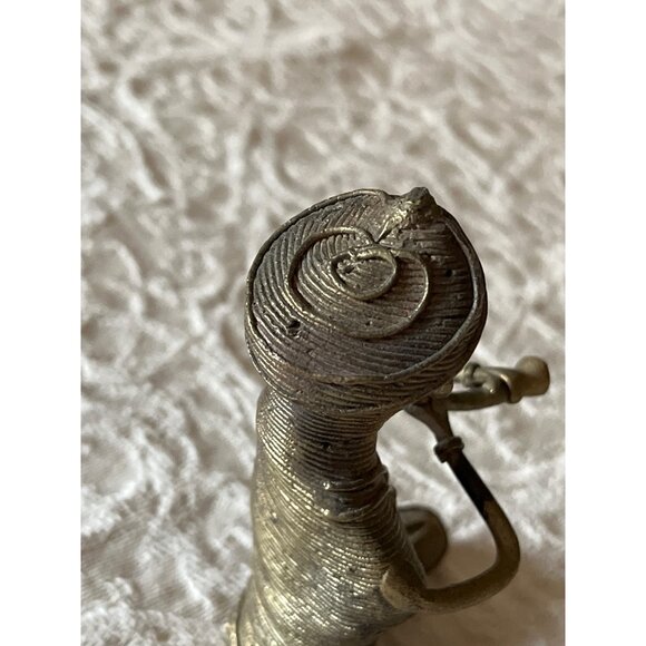 Brass Indian Musician Figurine Playing Flute Intricate Details & Antique Finish - Picture 10 of 13